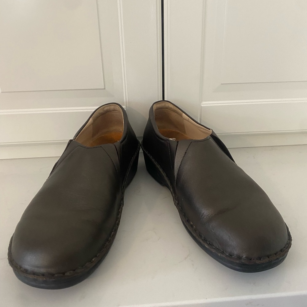 Finn Comfort Dark Brown Leather Loafers